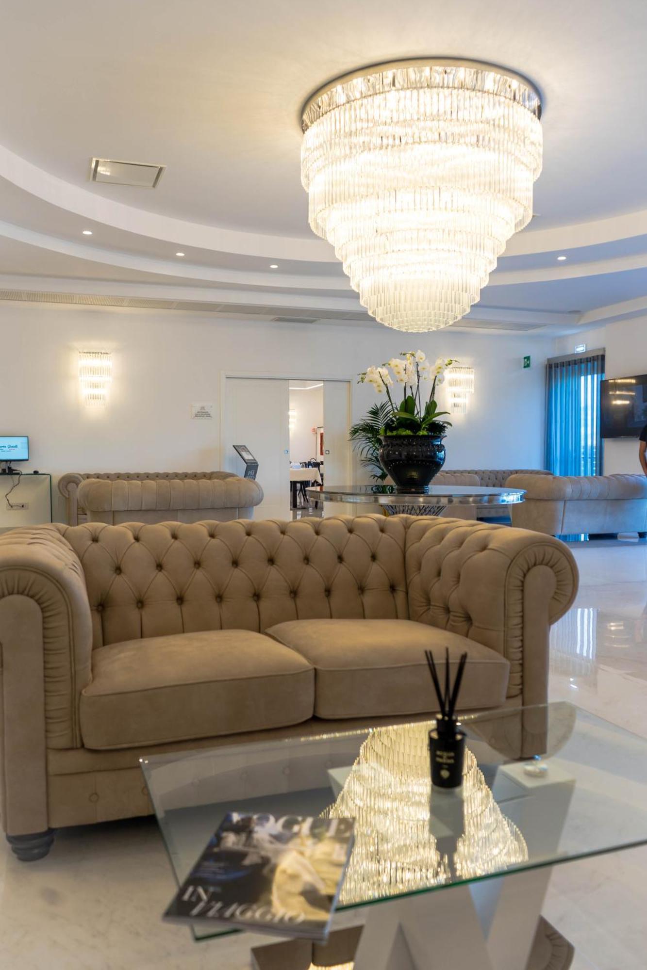 Pm Hotel Catanzaro Eksteriør billede