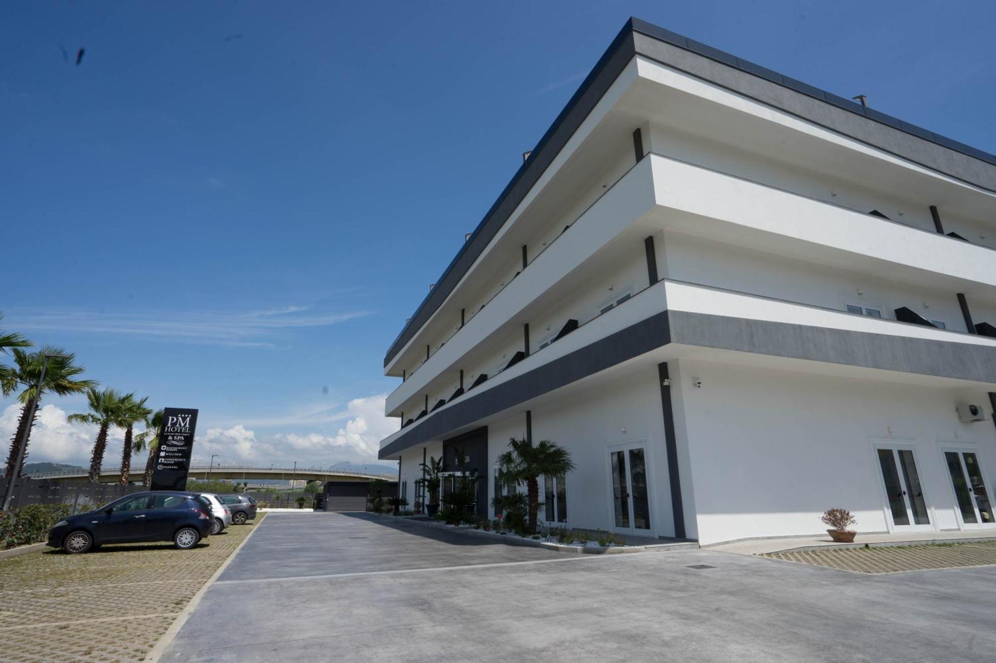 Pm Hotel Catanzaro Eksteriør billede